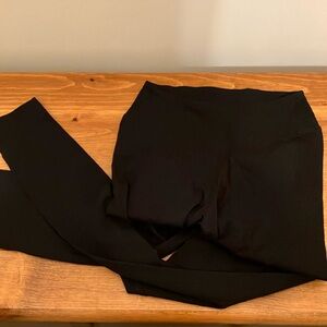 Peruvian Connection Black Leggings XS
